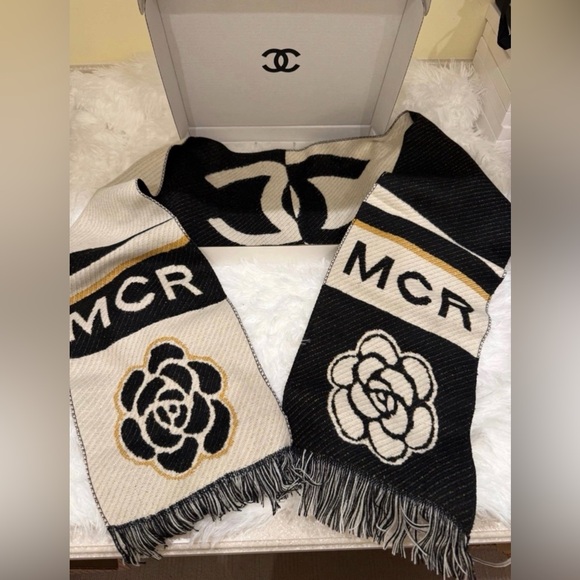 CC Novelty Gift Stylish Black and White Scarf with Gold Accents